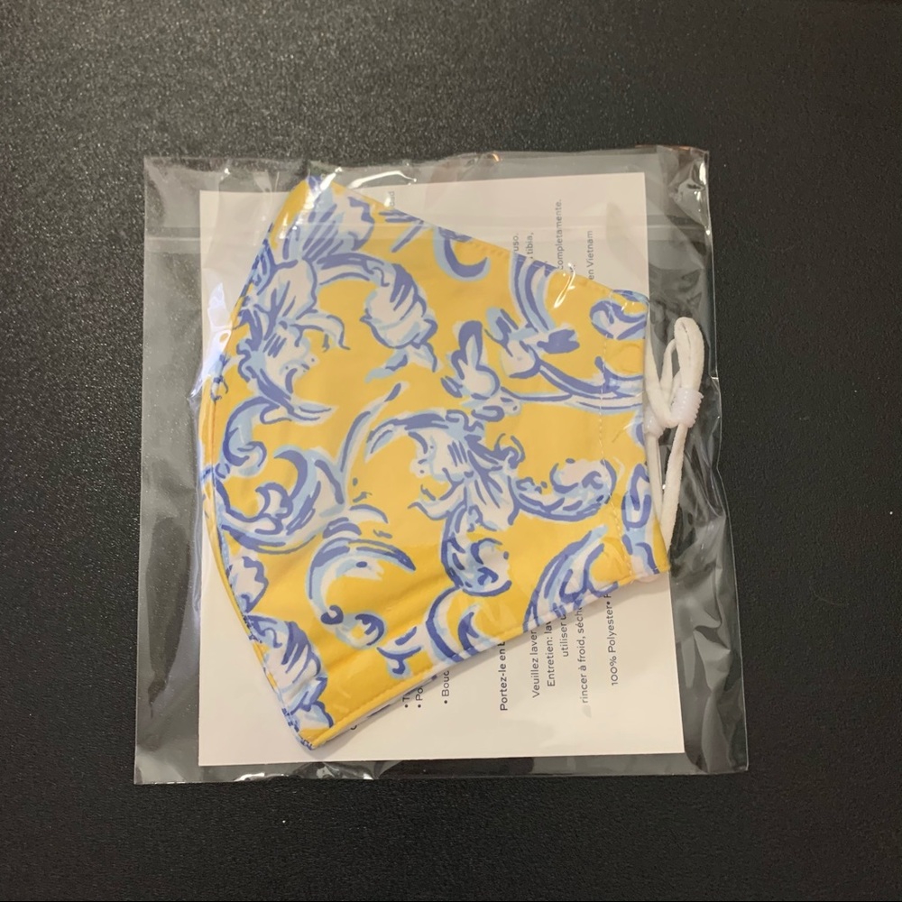 😷 Tory Burch Facemask - Picture 2 of 5